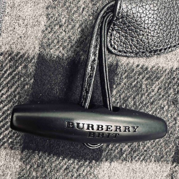 Authentic BURBERRY Brit Line Fur and hooded Wool Coat • size 4 - Picture 6 of 6